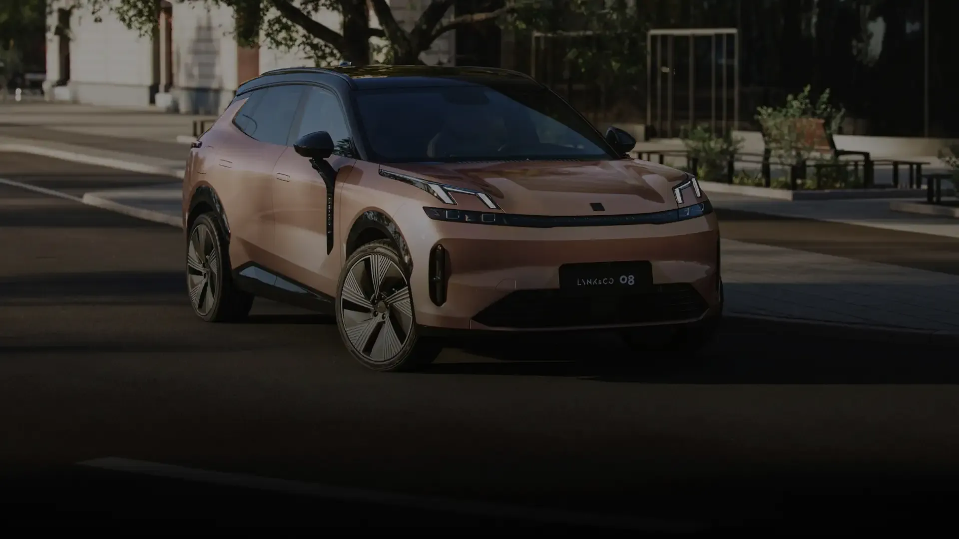 Lynk & Co 08
